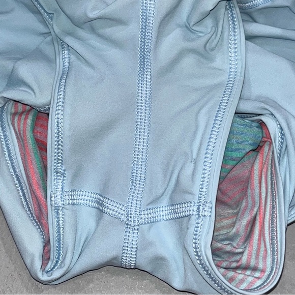 Ivivva Lululemon Girl’s Speedy Shorts - Picture 4 of 6